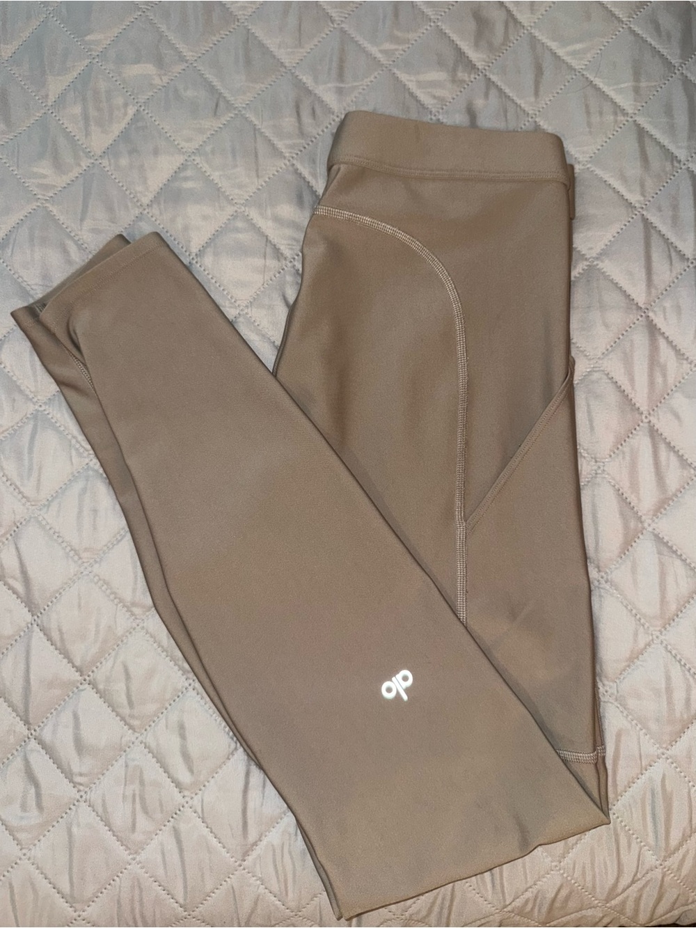 ALO Yoga Tan Active Leggings - Comfort Stretch